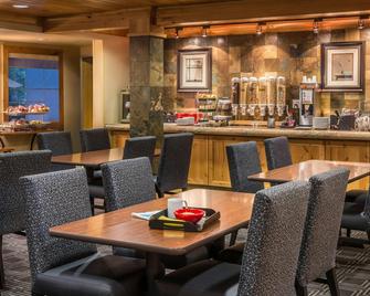 Towneplace Suites Bend Near Mt. Bachelor - Bend - Restaurant