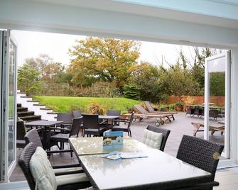 Towers Hotel & Spa - Swansea - Restaurant