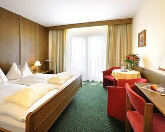 Hotel Hubertus - Lofer - Slaapkamer