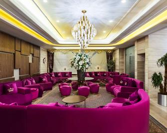 Ramada by Wyndham Istanbul Pera - Istanbul - Lounge
