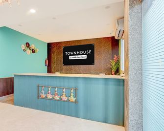 Classic Imperial Nest - Danapur - Reception