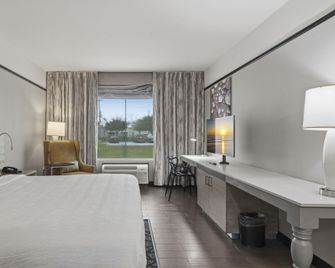 Kozy Hotel Houston North - Houston - Bedroom