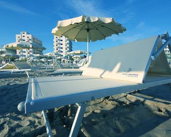 هوتل يونيفرسال - سينيغاليا - شاطئ