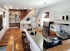 Loft Apartment in Heart of Yuengling Downtown! - Pottsville - Küche