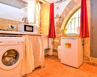 Lovely Apartment In Remoulins With Wifi - Remoulins - Wäscheservice