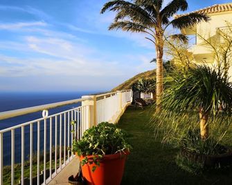 The best sea view in Madeira - Casa Farol - Fajã da Ovelha - Balcony