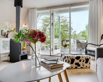 Holiday Home Pukkelvej Ebeltoft V - Ebeltoft - Living room