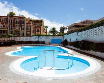 Regina Pacis (Valle-Luz) - Puerto de la Cruz - Pool