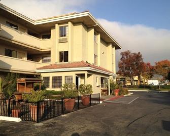 Executive Inn - Milpitas - Building