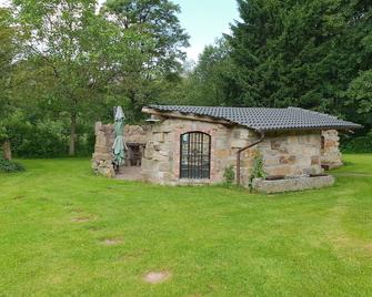 Holiday house on the Bückeberg - Rehren - Building