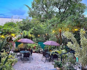 Helechos Hotel - Comayagua - Patio