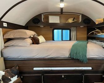 The Sheep Camp at Wrich Ranches - Crawford - Habitación