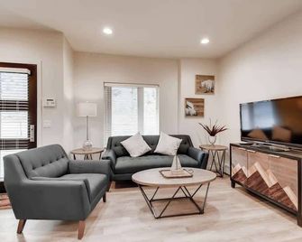 The Hollyhock Hideaway - Close to Slopes - Georgetown - Sala de estar
