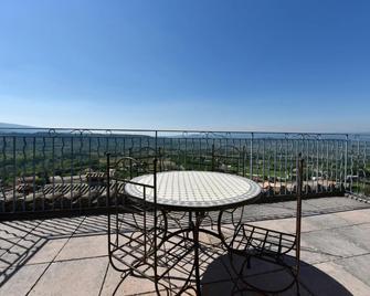 Hôtel Restaurant Panoramique César - Bonnieux - Balkon