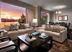 Fairmont Waterfront - Vancouver - Living room