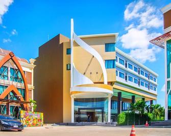 Srilamduan Hotel - Si Sa Ket - Edificio
