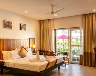 River Deck Baga Resort & Spa Goa - Arpora - Schlafzimmer