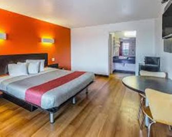 Motel 6 Waxahachie - Waxahachie - Slaapkamer