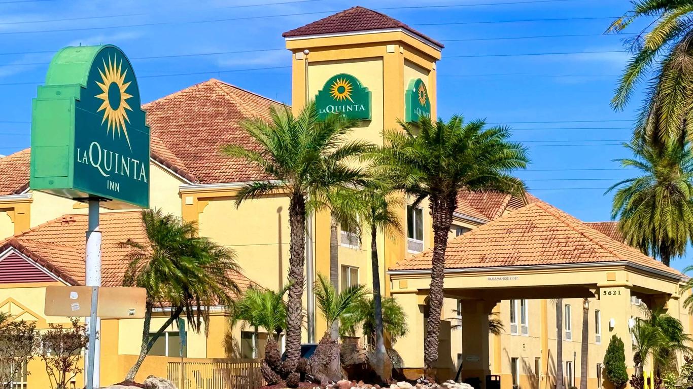 La Quinta Inn & Suites by Wyndham Orlando Universal area