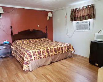 Mustang Motel - Gillette