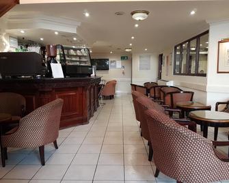 The Ashley Hotel - Altrincham - Bar