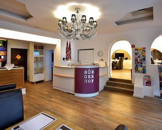 Hotel Bürgerhof - קלן - דלפק קבלה