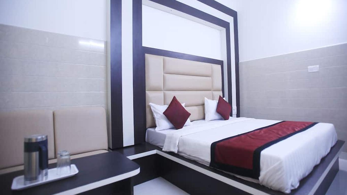 Oyo 17006 Hotel Girnar