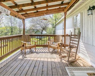 Dorothy’s Retreat - Campbellsville - Balkon