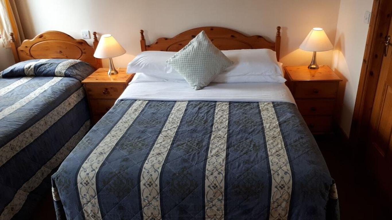 Dingle Harbour Nights - Room Only
