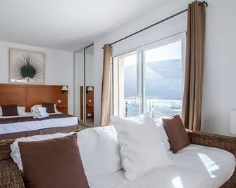 Hotel Lilium Maris - Sartena - Camera da letto