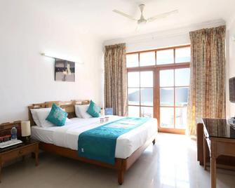 Hotel Chail Residency - Chail - Schlafzimmer
