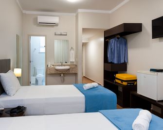 Mural Living Hotel Manaus - Manaus