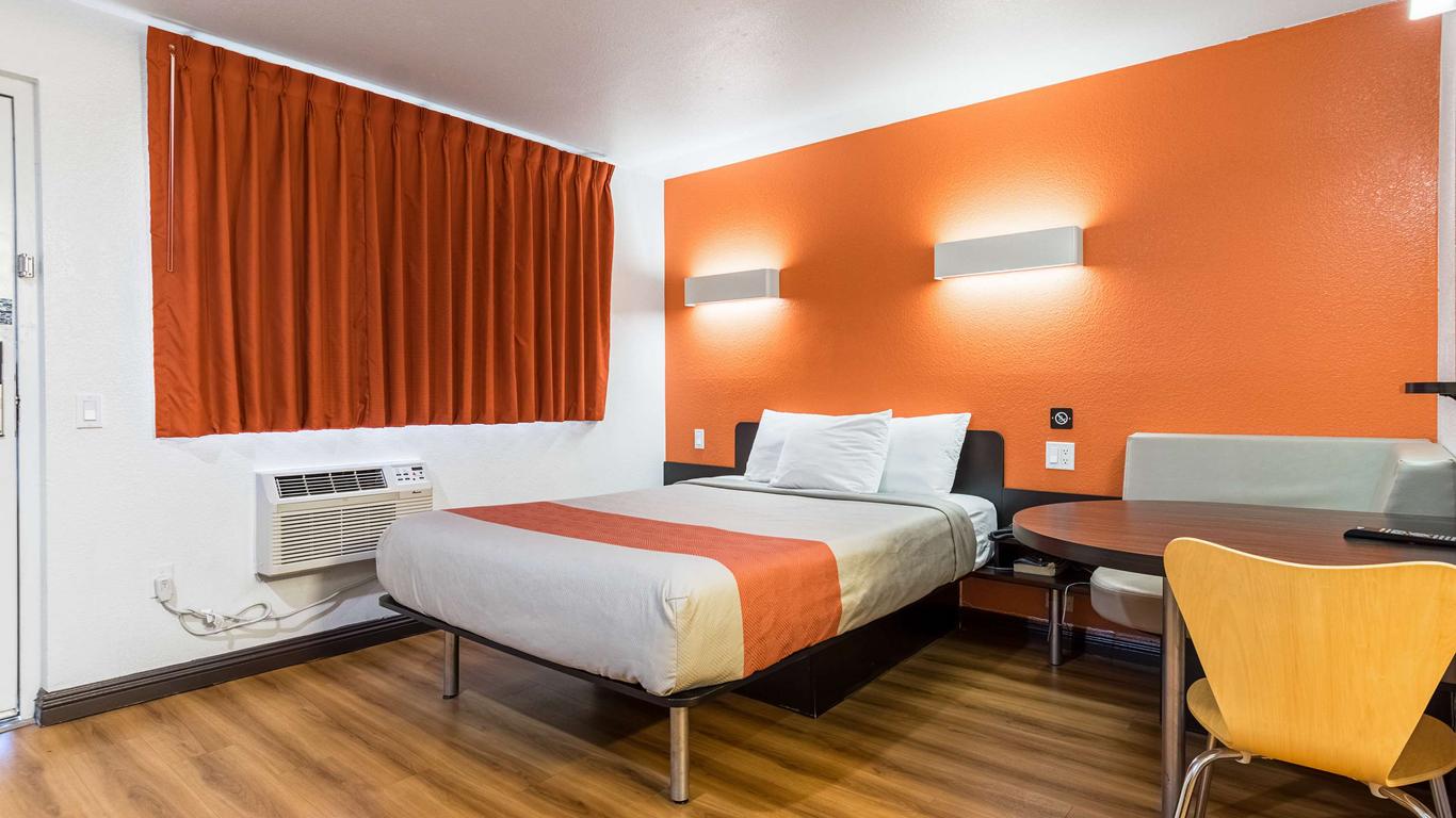 Motel 6 Ucr Riverside