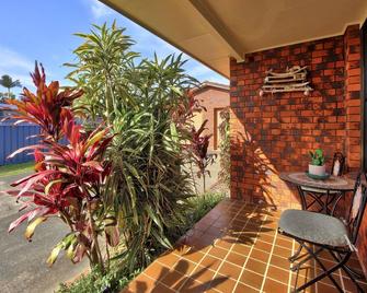 A Little Getaway - 17 Lawson St Swr - South West Rocks - Patio