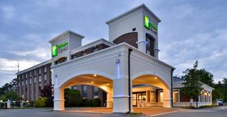Holiday Inn Express Winston-Salem Medical Ctr Area - Winston-Salem - Budynek