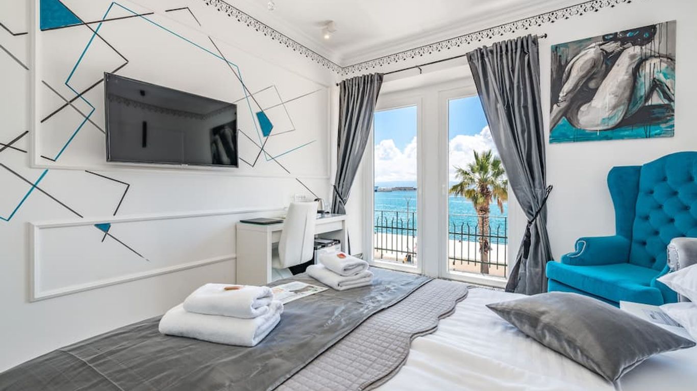 Galeria Valeria Seaside Downtown - Mag Quaint & Elegant Boutique Hotels