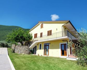 L' Aia Resort - Trentinara - Gebäude