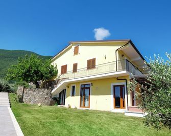 L' Aia Resort - Trentinara - Gebäude
