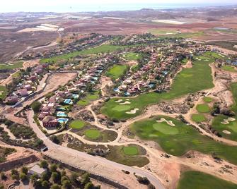 Luxury Villa At Desert Springs Golf Resort - Cuevas del Almanzora - Vista del exterior