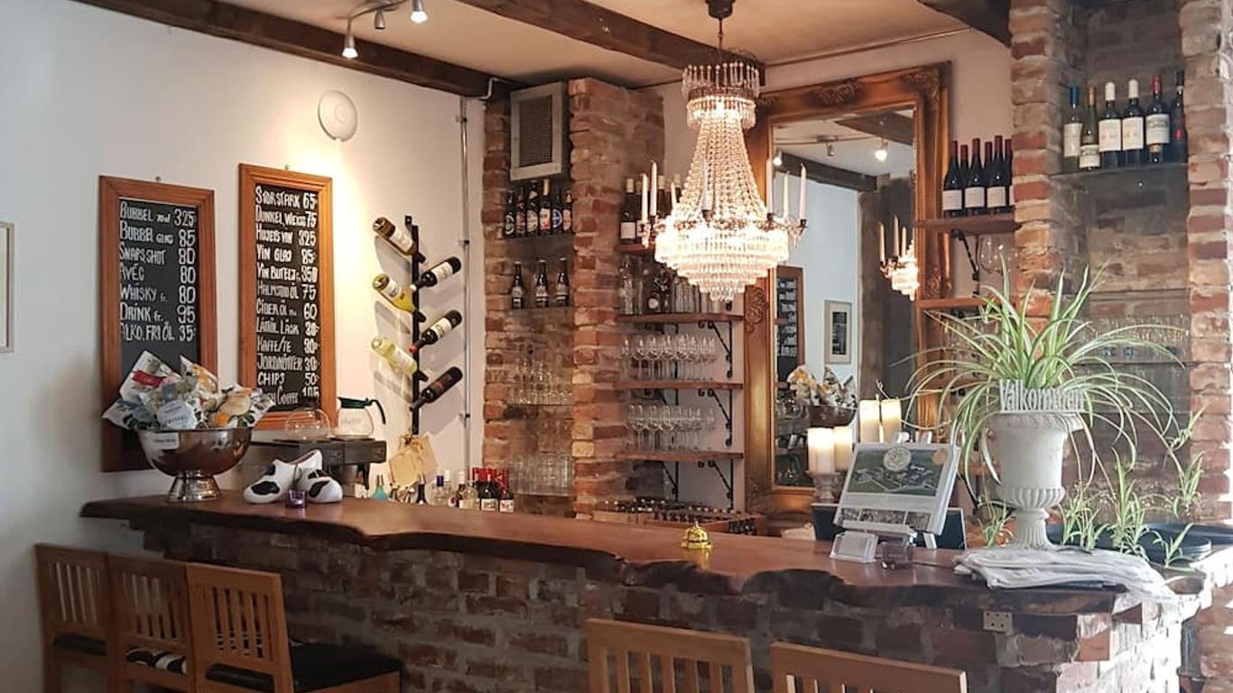 لانتهوتل لوجناس جارد