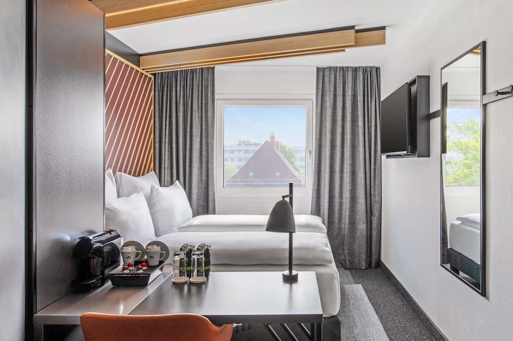 فندق بي آند بي في مطار هامبورغ - هامبورغ - غرفة نوم