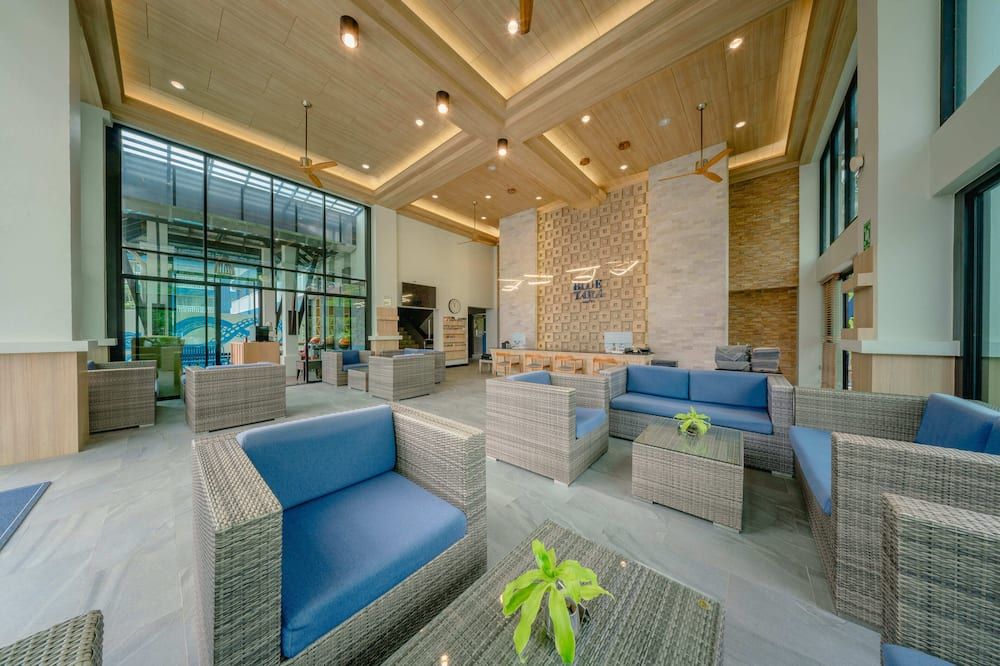 بلو تارا هوتل كرابي آو نانج