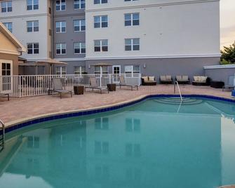 Tampa Bay Family Adventure: Pet-Friendly Suites with Kitchen | 4 Units - Oldsmar - Pool