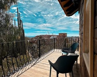 Hotel de Piedra - Bernal - Balcón