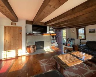 Great Location- Private Yard - Oldest House on Block Island - Block Island - Living room