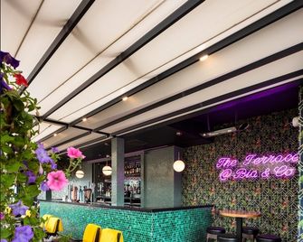 Claregalway Hotel - Galway - Byggnad