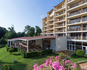 Madara Park Hotel - Złote Piaski - Budynek