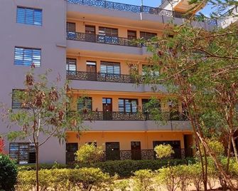 Maghonyi Hotel Voi - Voi - Edificio