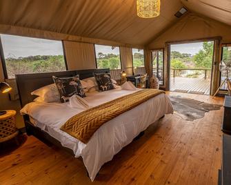 Mogotlho Safari Lodge - Khwai - Bedroom