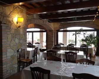 Agriturismo Olivastrella - San Venanzo - Restaurant